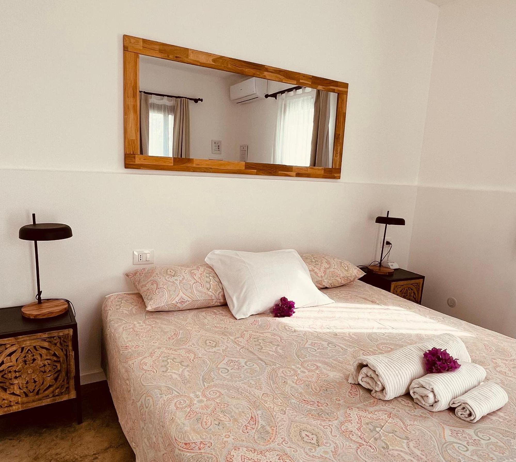 Mayana Sicily - The Suites Санта-Мария-дель-Фокалло Экстерьер фото
